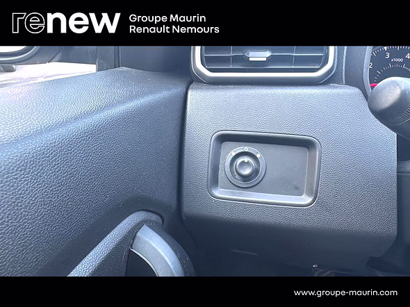 DACIA Duster 1.3 TCe 130ch FAP Expression 4x2 - Miniature 27