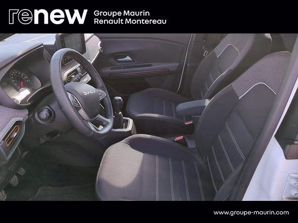 DACIA Sandero 1.0 TCe 90ch Stepway Expression - Miniature 10