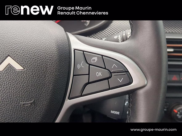 DACIA Sandero 1.0 TCe 90ch Stepway Expression - Miniature 41