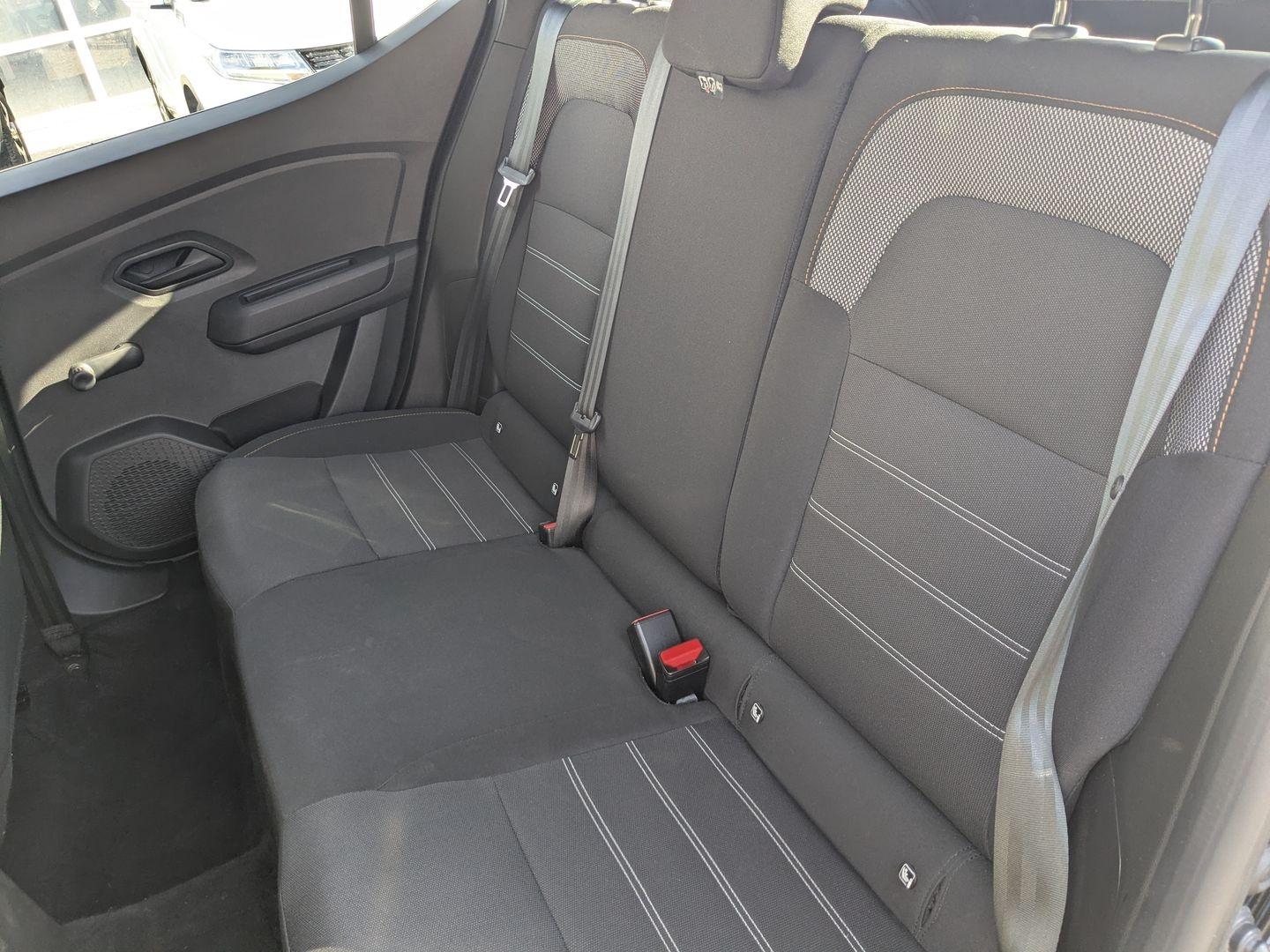 DACIA Sandero 1.0 ECO-G 100ch Stepway Essential -24 - Photo 10