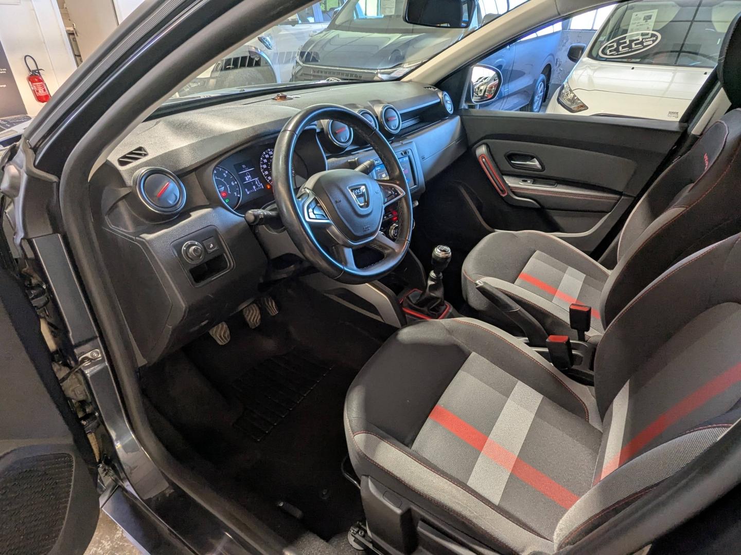 DACIA Duster 1.5 Blue dCi 115ch Techroad 4x2 - Photo 3