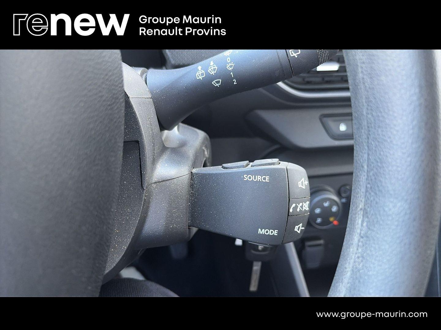 DACIA Sandero 1.0 SCe 65ch Essential -24 - Photo 21