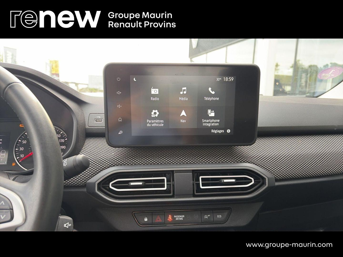 DACIA Sandero 1.0 ECO-G 100ch Expression - Photo 22