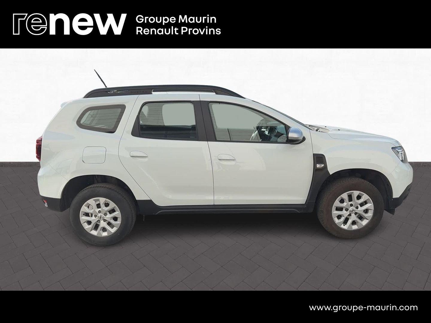 DACIA Duster 1.0 ECO-G 100ch  Journey + 4x2 - Photo 8
