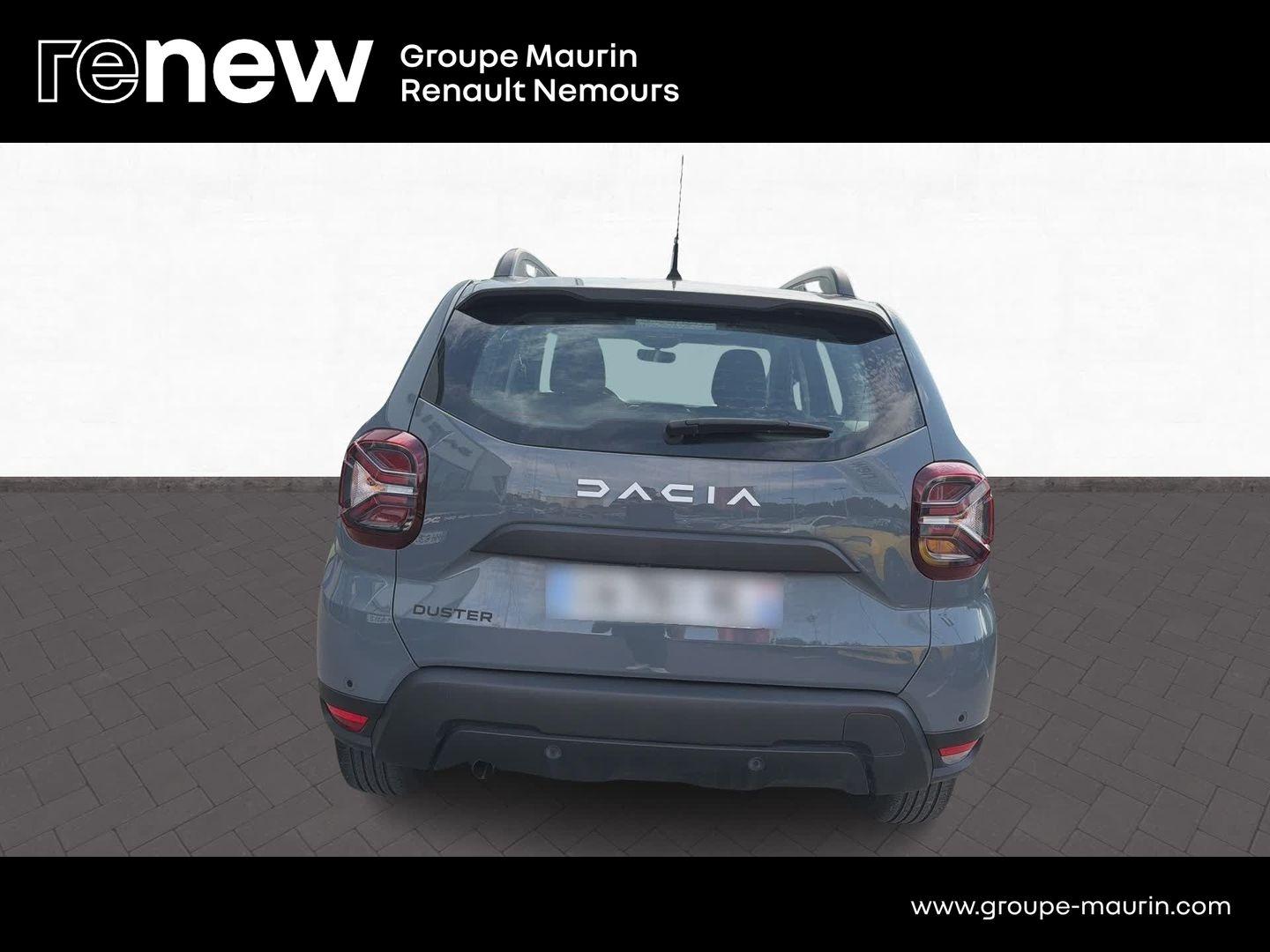 DACIA Duster 1.3 TCe 130ch FAP Expression 4x2 - Photo 6