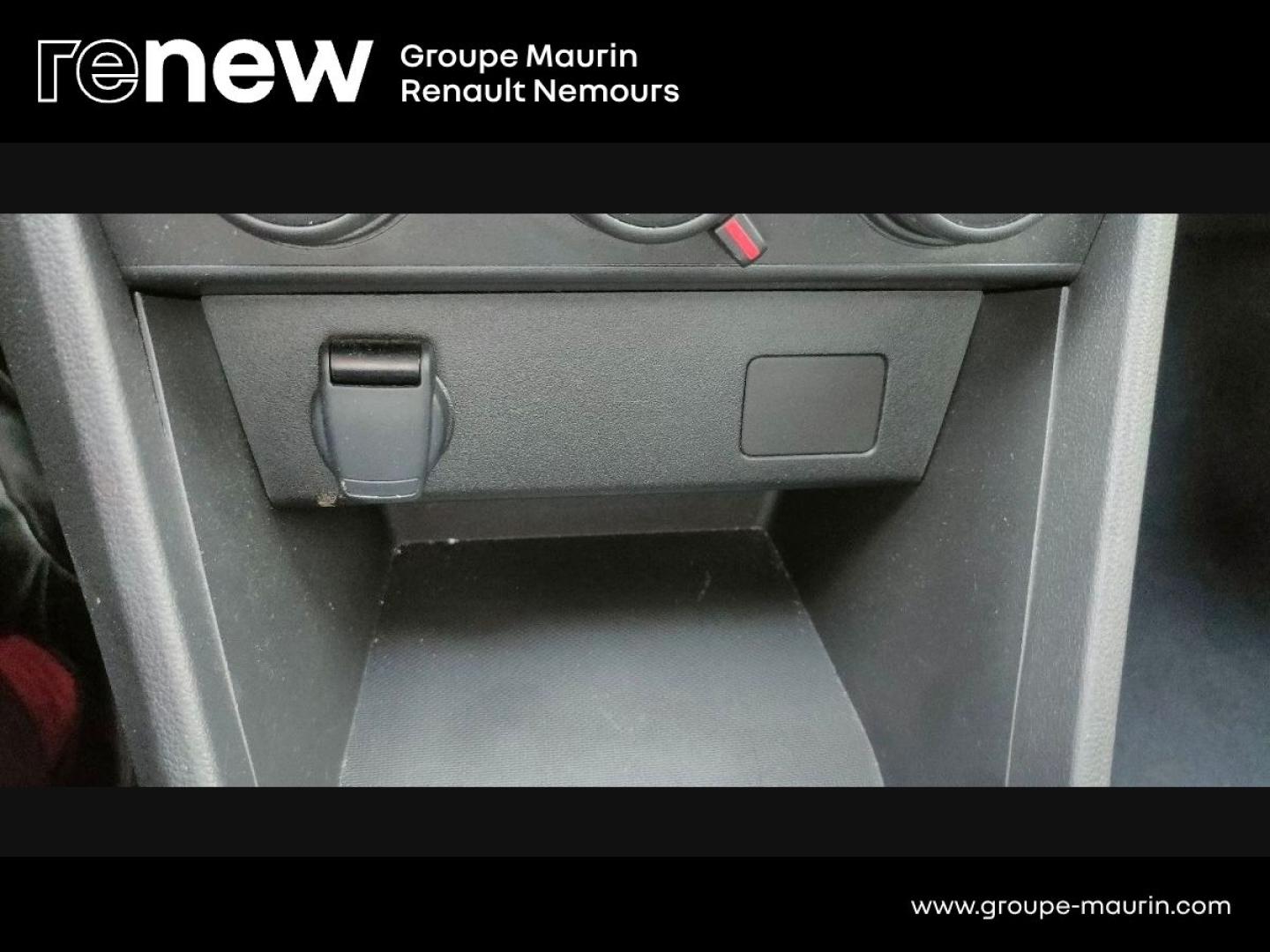 DACIA Jogger 1.0 TCe 110ch Expression 7 places -24 - Photo 26