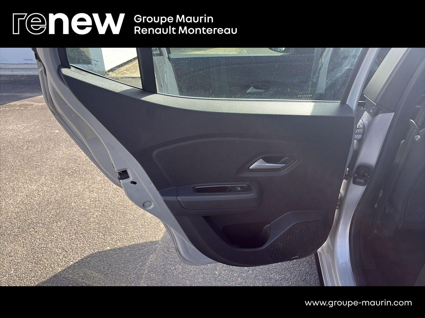 DACIA Sandero 1.0 TCe 90ch Expression - Photo 21