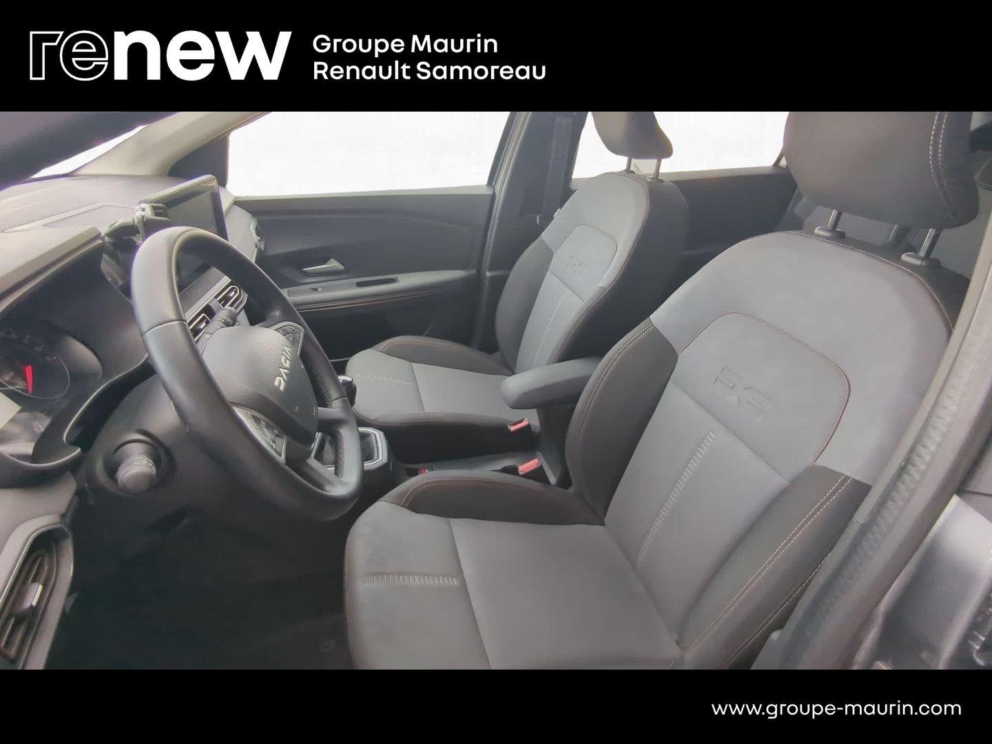 DACIA Jogger 1.0 TCe 110ch Extreme+ 7 places - Photo 12