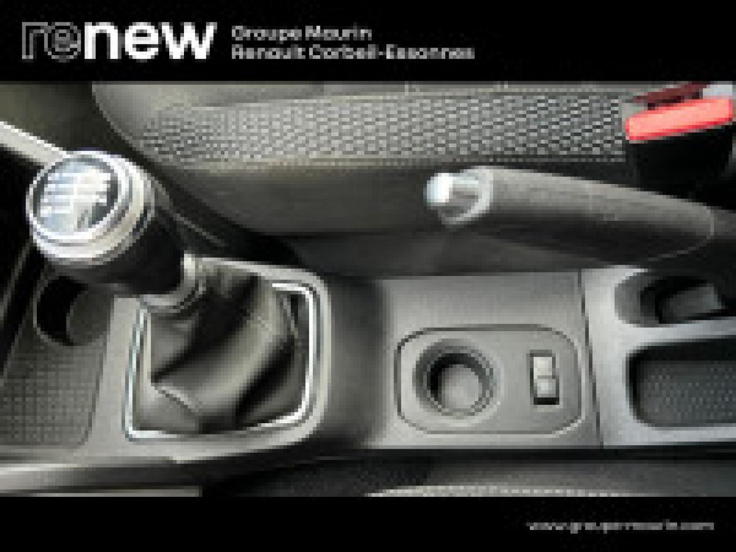 DACIA Duster 1.5 dCi 110ch Prestige 4X2 - Photo 16