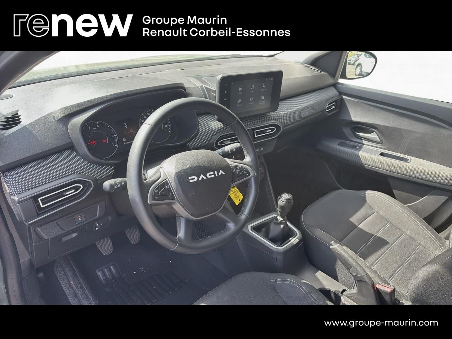 DACIA Jogger 1.0 TCe 110ch Expression 7 places -24 - Photo 10