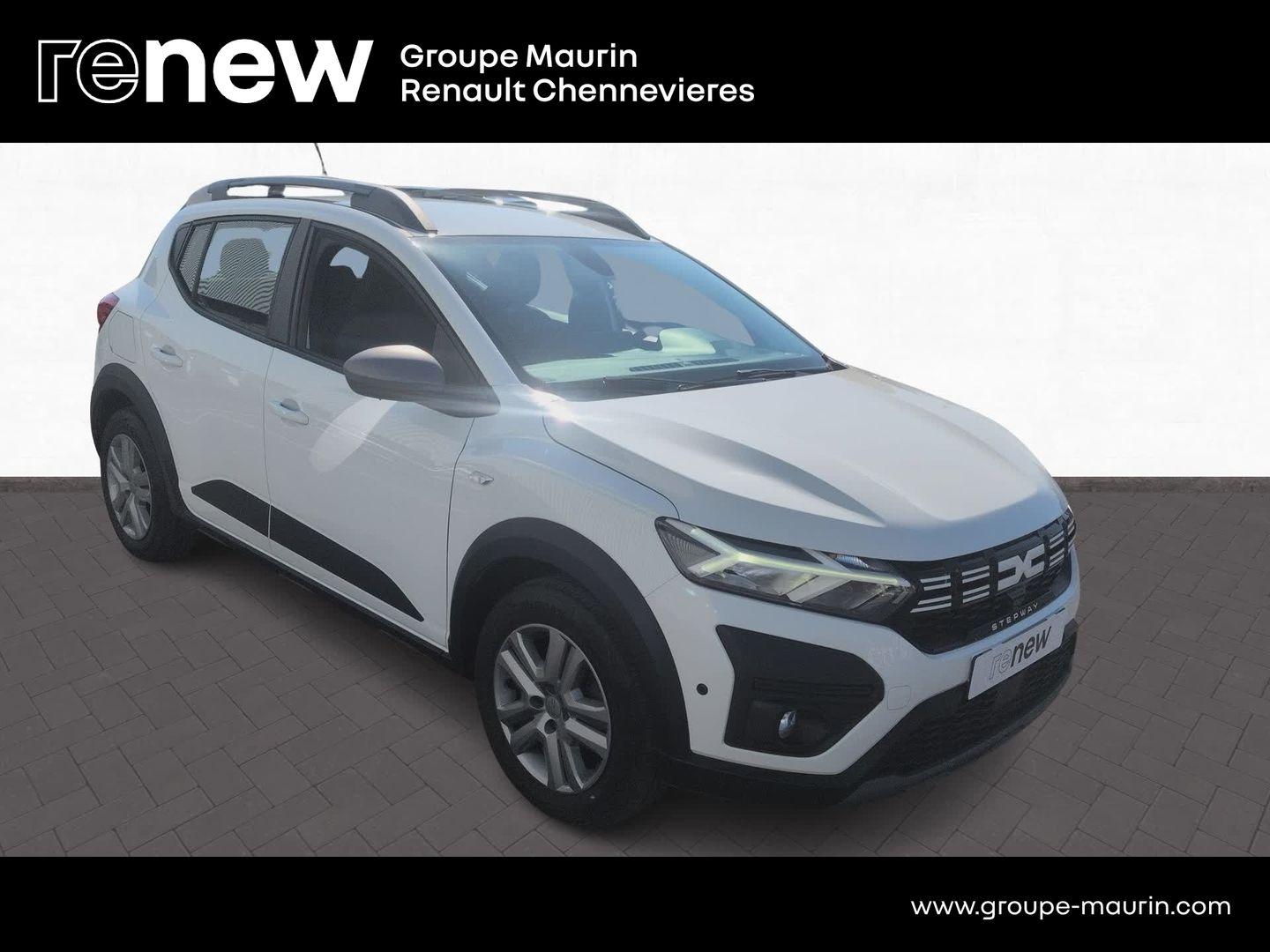DACIA Sandero 1.0 TCe 90ch Stepway Expression - Photo 3