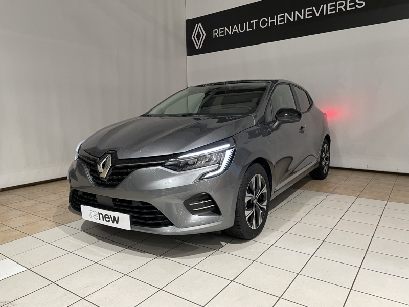 RENAULT Clio d’occasion à vendre à CHENNEVIÈRES-SUR-MARNE chez ADP - SOVEA 94 (Photo 4)