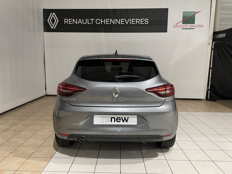 RENAULT Clio d’occasion à vendre à CHENNEVIÈRES-SUR-MARNE chez ADP - SOVEA 94 (Photo 5)