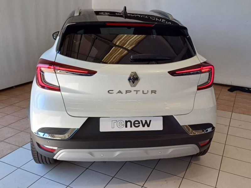 RENAULT Captur d’occasion à vendre à CHENNEVIÈRES-SUR-MARNE chez ADP - SOVEA 94 (Photo 11)