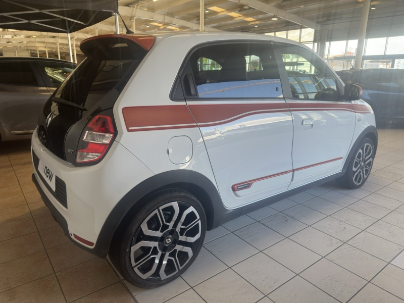 RENAULT Twingo d’occasion à vendre à CHENNEVIÈRES-SUR-MARNE chez ADP - SOVEA 94 (Photo 5)