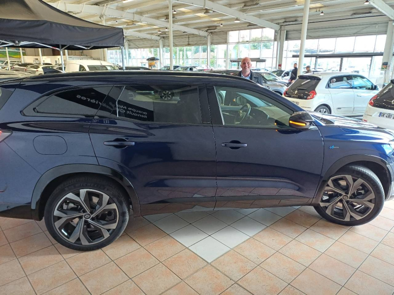 RENAULT Espace d’occasion à vendre à CHENNEVIÈRES-SUR-MARNE chez ADP - SOVEA 94 (Photo 11)