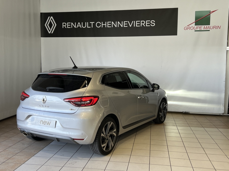 RENAULT Clio d’occasion à vendre à CHENNEVIÈRES-SUR-MARNE chez ADP - SOVEA 94 (Photo 4)