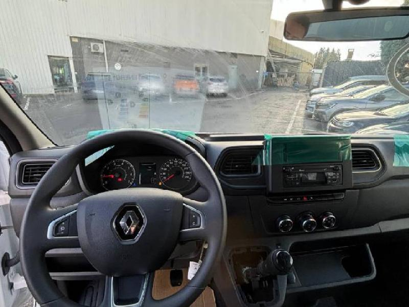 RENAULT Master Benne VUL d’occasion à vendre à CHENNEVIÈRES-SUR-MARNE chez ADP - SOVEA 94 (Photo 8)