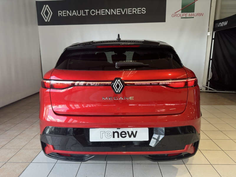 RENAULT Megane d’occasion à vendre à CHENNEVIÈRES-SUR-MARNE chez ADP - SOVEA 94 (Photo 5)