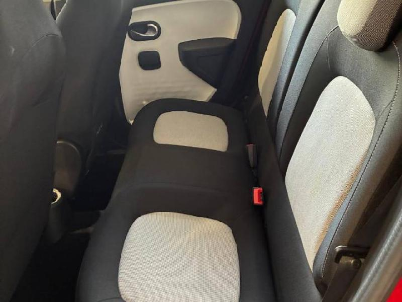 RENAULT Twingo d’occasion à vendre à CHENNEVIÈRES-SUR-MARNE chez ADP - SOVEA 94 (Photo 8)