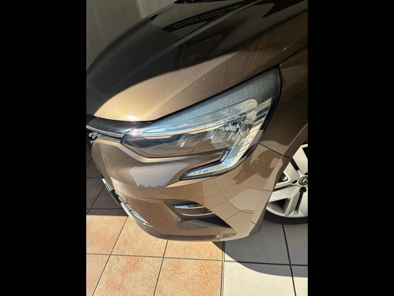 RENAULT Clio d’occasion à vendre à CHENNEVIÈRES-SUR-MARNE chez ADP - SOVEA 94 (Photo 5)
