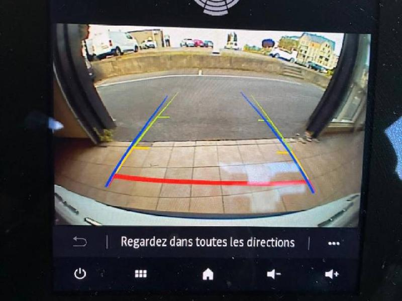 RENAULT Captur d’occasion à vendre à CHENNEVIÈRES-SUR-MARNE chez ADP - SOVEA 94 (Photo 10)