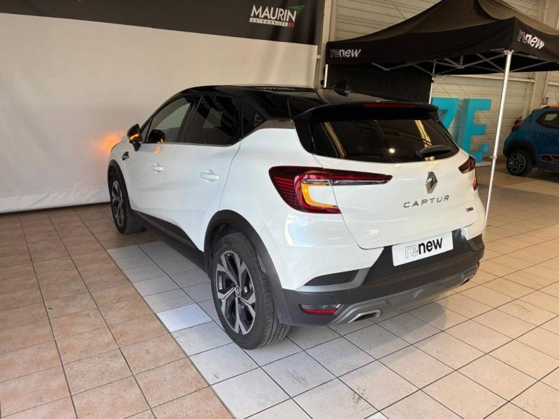 RENAULT Captur d’occasion à vendre à CHENNEVIÈRES-SUR-MARNE chez ADP - SOVEA 94 (Photo 11)