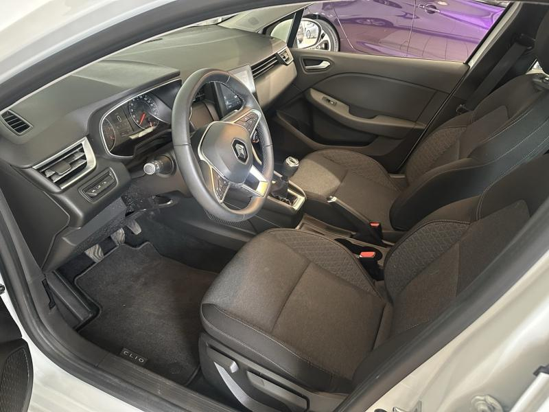 RENAULT Clio d’occasion à vendre à CHENNEVIÈRES-SUR-MARNE chez ADP - SOVEA 94 (Photo 7)