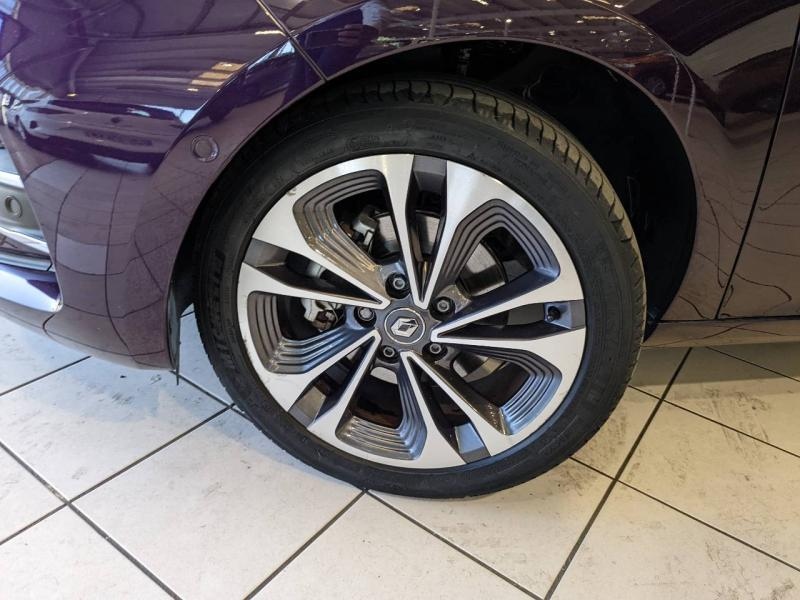 RENAULT Zoe d’occasion à vendre à CHENNEVIÈRES-SUR-MARNE chez ADP - SOVEA 94 (Photo 5)