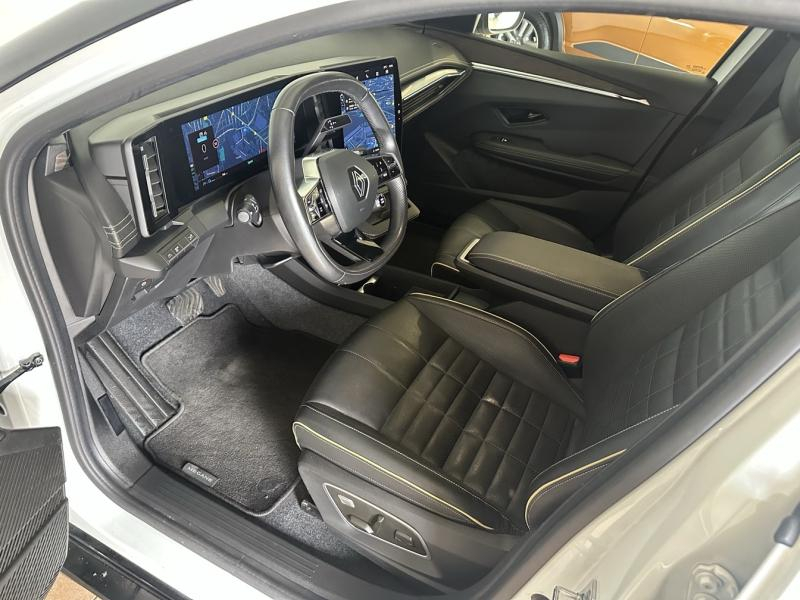RENAULT Megane d’occasion à vendre à CHENNEVIÈRES-SUR-MARNE chez ADP - SOVEA 94 (Photo 7)