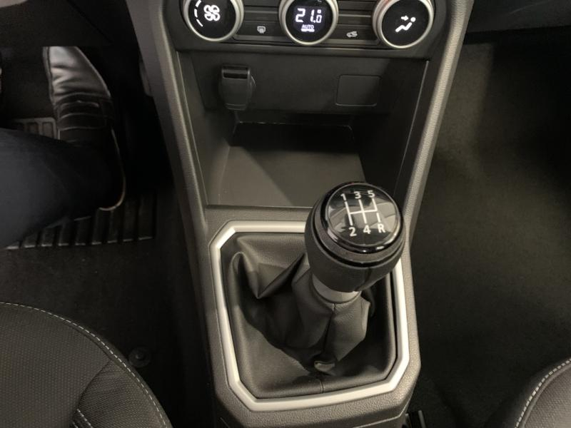 DACIA Sandero d’occasion à vendre à CHENNEVIÈRES-SUR-MARNE chez ADP - SOVEA 94 (Photo 14)