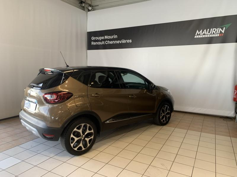 RENAULT Captur d’occasion à vendre à CHENNEVIÈRES-SUR-MARNE chez ADP - SOVEA 94 (Photo 4)