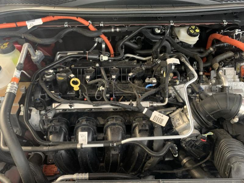 FORD Kuga d’occasion à vendre à CHENNEVIÈRES-SUR-MARNE chez ADP - SOVEA 94 (Photo 16)