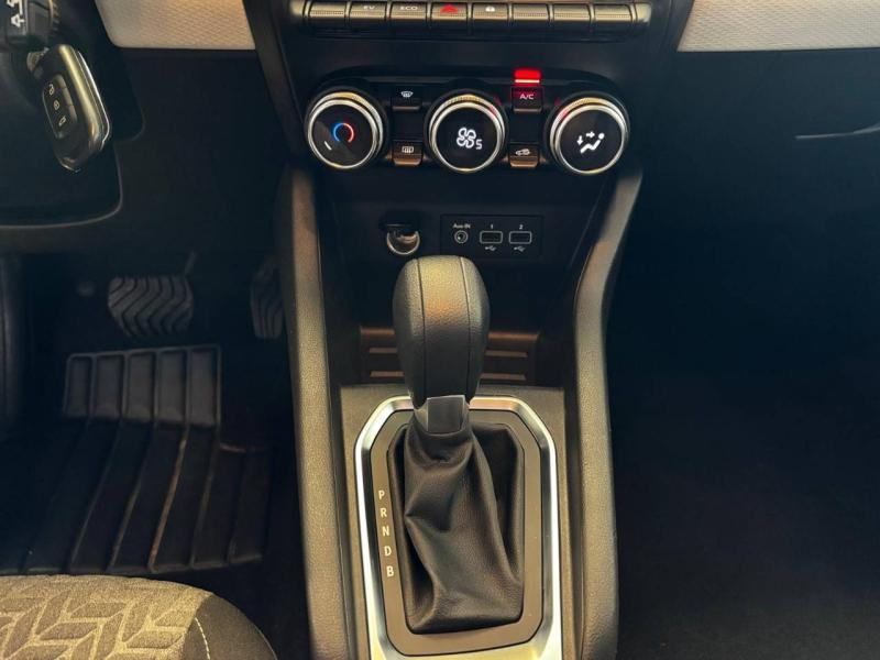 RENAULT Clio d’occasion à vendre à CHENNEVIÈRES-SUR-MARNE chez ADP - SOVEA 94 (Photo 6)