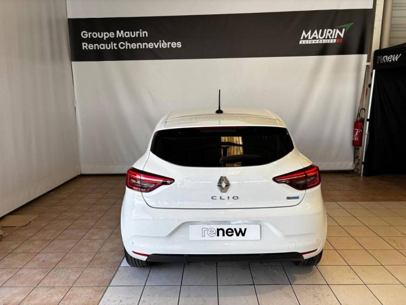 RENAULT Clio d’occasion à vendre à CHENNEVIÈRES-SUR-MARNE chez ADP - SOVEA 94 (Photo 10)