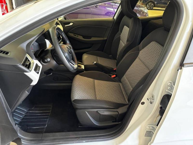 RENAULT Clio d’occasion à vendre à CHENNEVIÈRES-SUR-MARNE chez ADP - SOVEA 94 (Photo 13)