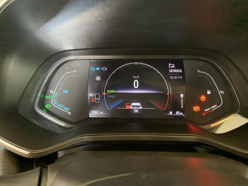 RENAULT Clio d’occasion à vendre à CHENNEVIÈRES-SUR-MARNE chez ADP - SOVEA 94 (Photo 12)
