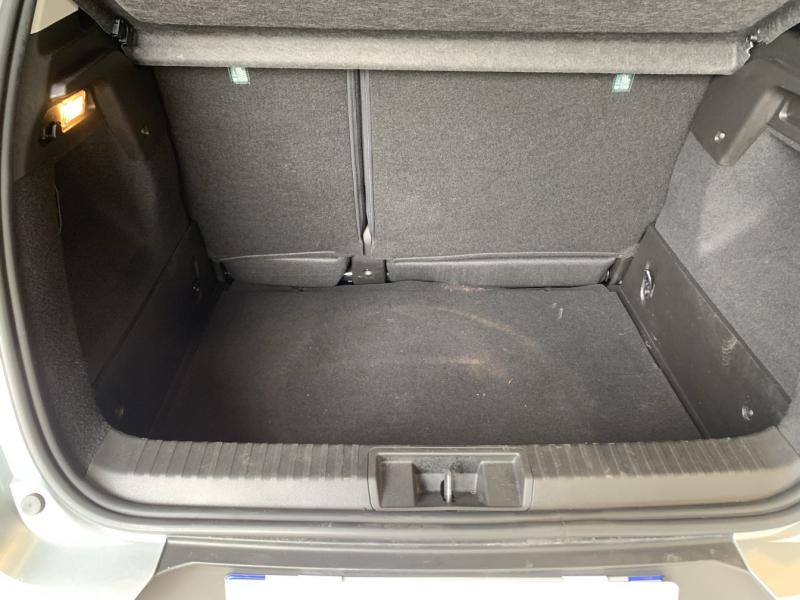 RENAULT Captur d’occasion à vendre à CHENNEVIÈRES-SUR-MARNE chez ADP - SOVEA 94 (Photo 5)