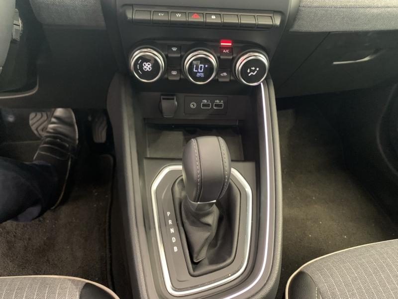 RENAULT Clio d’occasion à vendre à CHENNEVIÈRES-SUR-MARNE chez ADP - SOVEA 94 (Photo 13)
