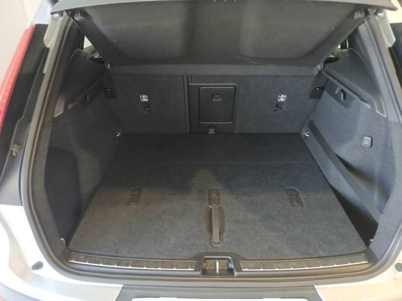 VOLVO XC40 d’occasion à vendre à CHENNEVIÈRES-SUR-MARNE chez ADP - SOVEA 94 (Photo 11)