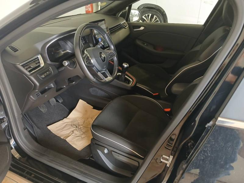 RENAULT Clio d’occasion à vendre à CHENNEVIÈRES-SUR-MARNE chez ADP - SOVEA 94 (Photo 3)