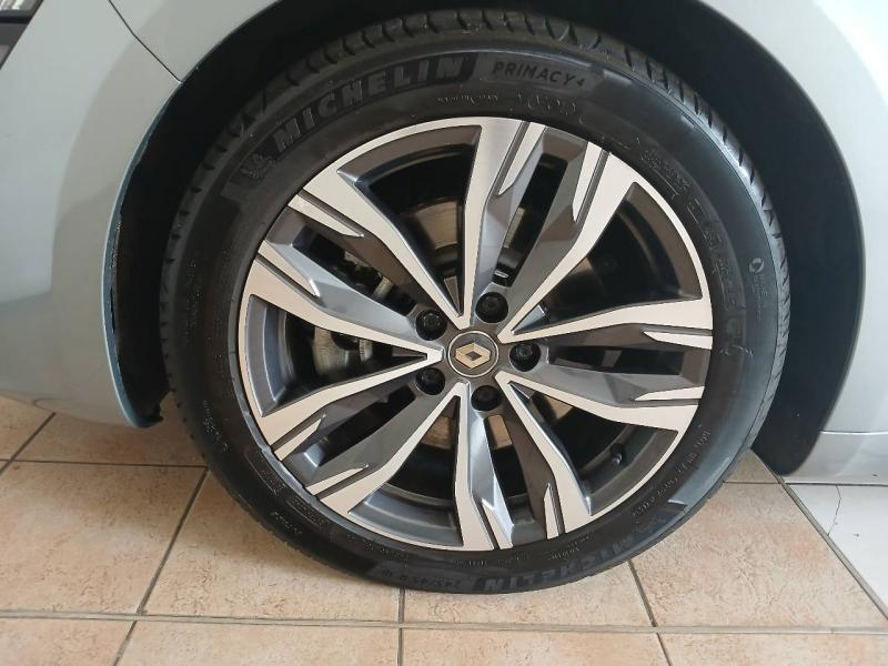 RENAULT Talisman d’occasion à vendre à CHENNEVIÈRES-SUR-MARNE chez ADP - SOVEA 94 (Photo 10)