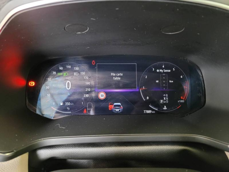 RENAULT Captur d’occasion à vendre à CHENNEVIÈRES-SUR-MARNE chez ADP - SOVEA 94 (Photo 7)