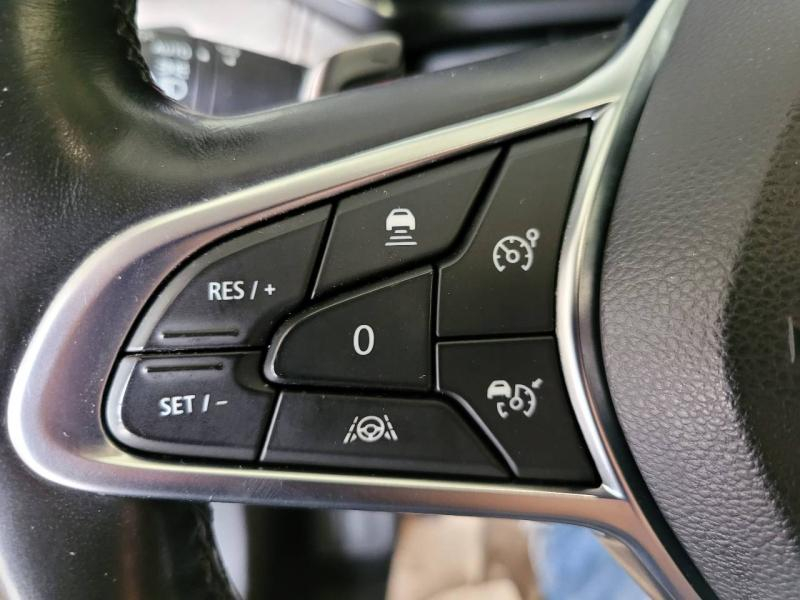 RENAULT Captur d’occasion à vendre à CHENNEVIÈRES-SUR-MARNE chez ADP - SOVEA 94 (Photo 11)