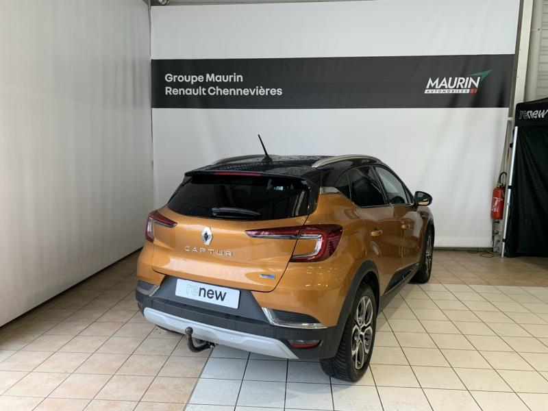 RENAULT Captur d’occasion à vendre à CHENNEVIÈRES-SUR-MARNE chez ADP - SOVEA 94 (Photo 3)