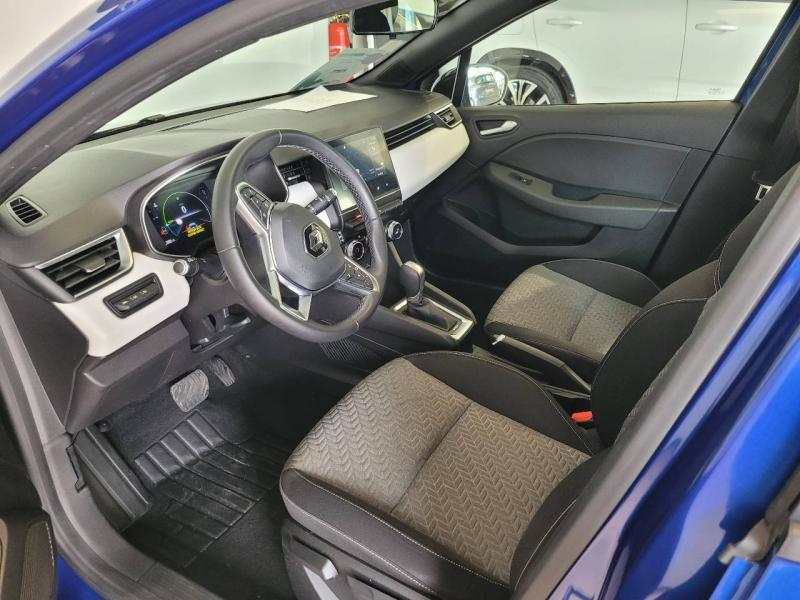 RENAULT Clio d’occasion à vendre à CHENNEVIÈRES-SUR-MARNE chez ADP - SOVEA 94 (Photo 4)