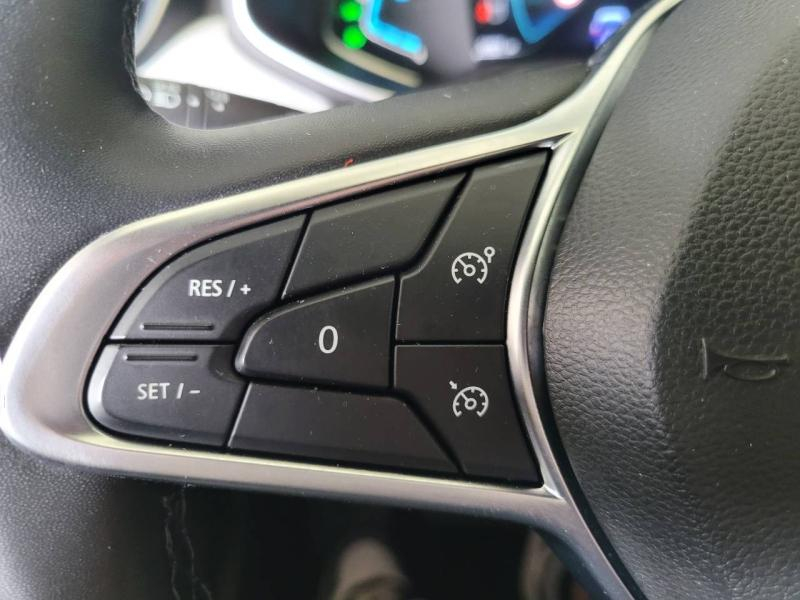 RENAULT Clio d’occasion à vendre à CHENNEVIÈRES-SUR-MARNE chez ADP - SOVEA 94 (Photo 11)