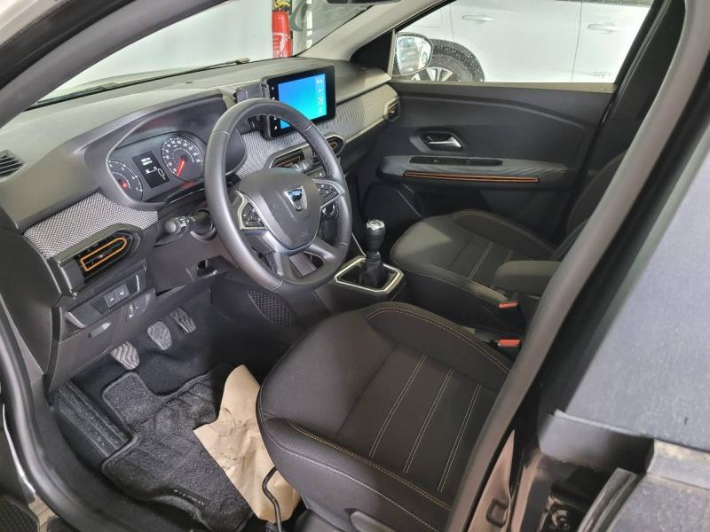 DACIA Sandero d’occasion à vendre à CHENNEVIÈRES-SUR-MARNE chez ADP - SOVEA 94 (Photo 4)