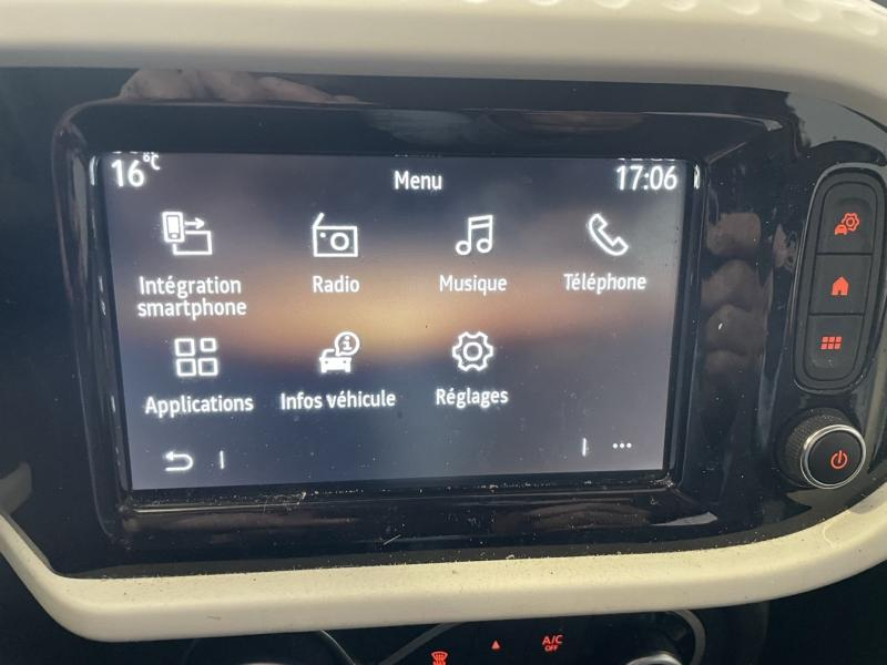 RENAULT Twingo d’occasion à vendre à CHENNEVIÈRES-SUR-MARNE chez ADP - SOVEA 94 (Photo 13)