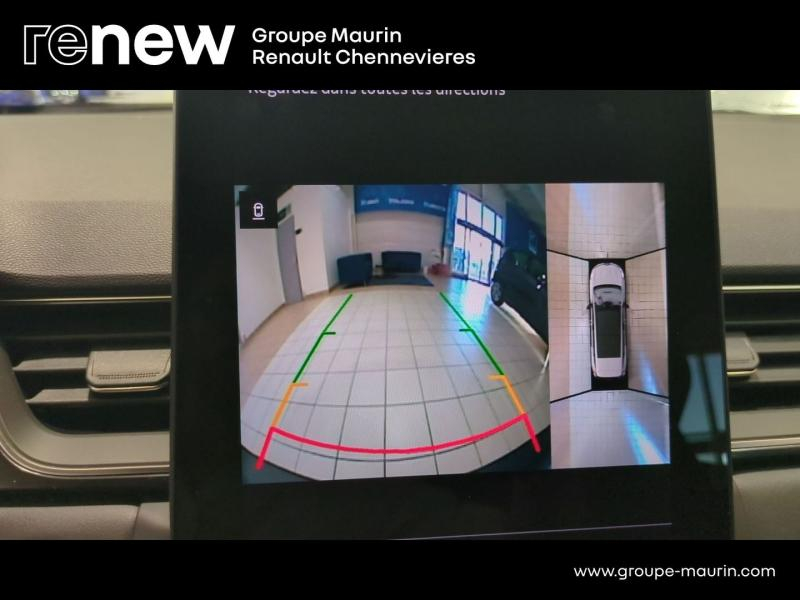 RENAULT  d’occasion à vendre à CHENNEVIÈRES-SUR-MARNE chez ADP - SOVEA 94 (Photo 18)